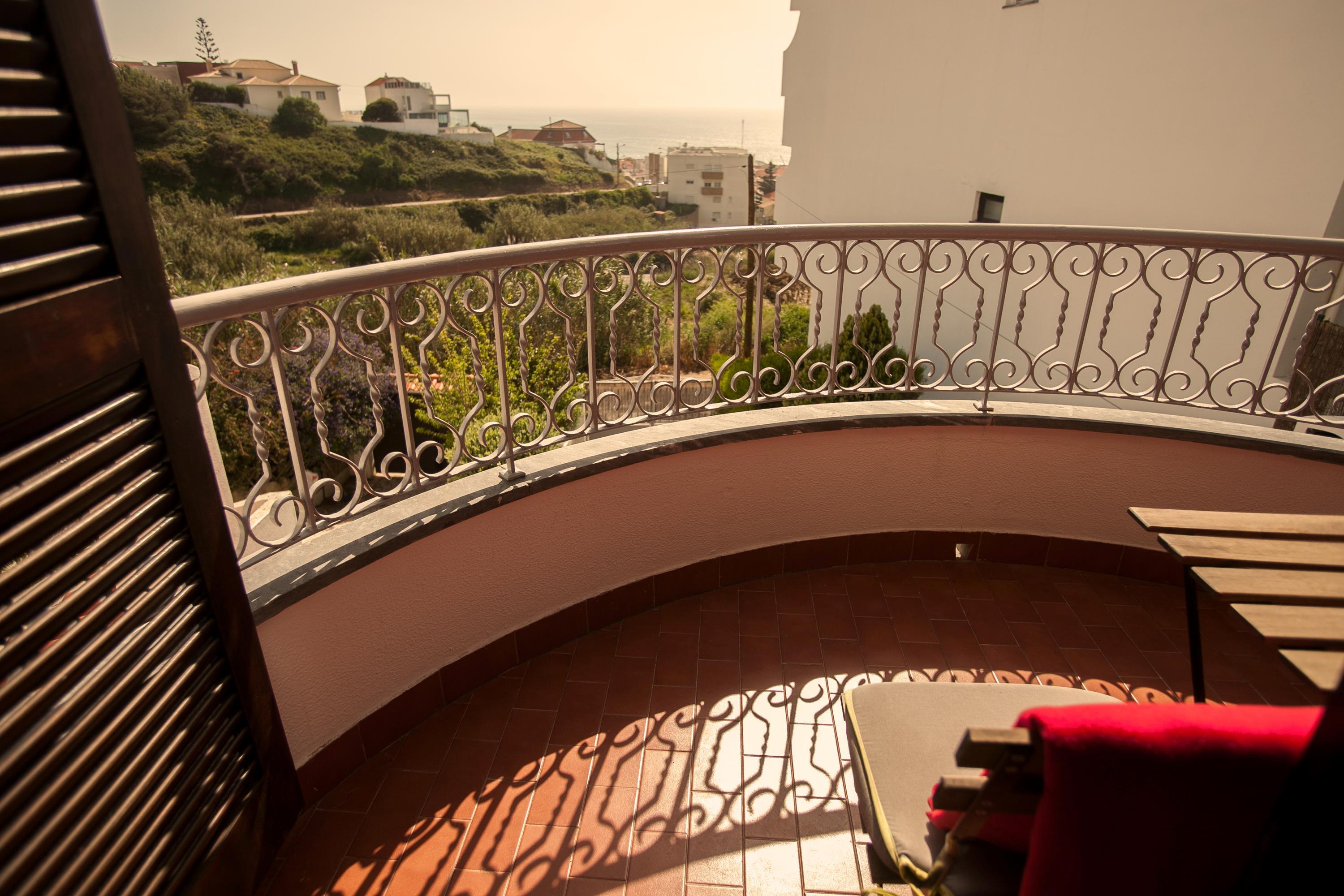 Ericeira Chill Hill Hostel & Private Rooms - Peach Garden Exterior foto